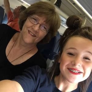 Meet your Posher, Leslie